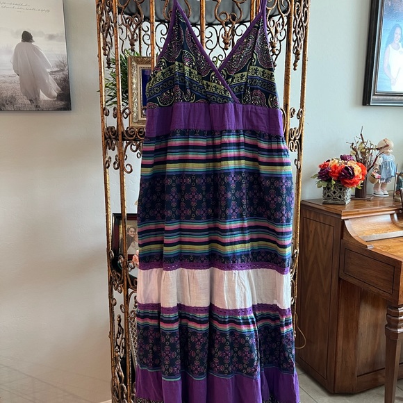 Magic brand Maxi Dress - Picture 1 of 6